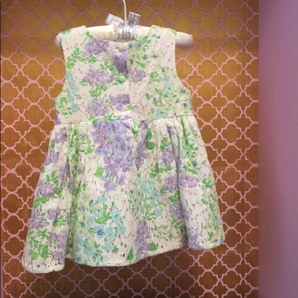 Dresses - Picture 8 of 8
